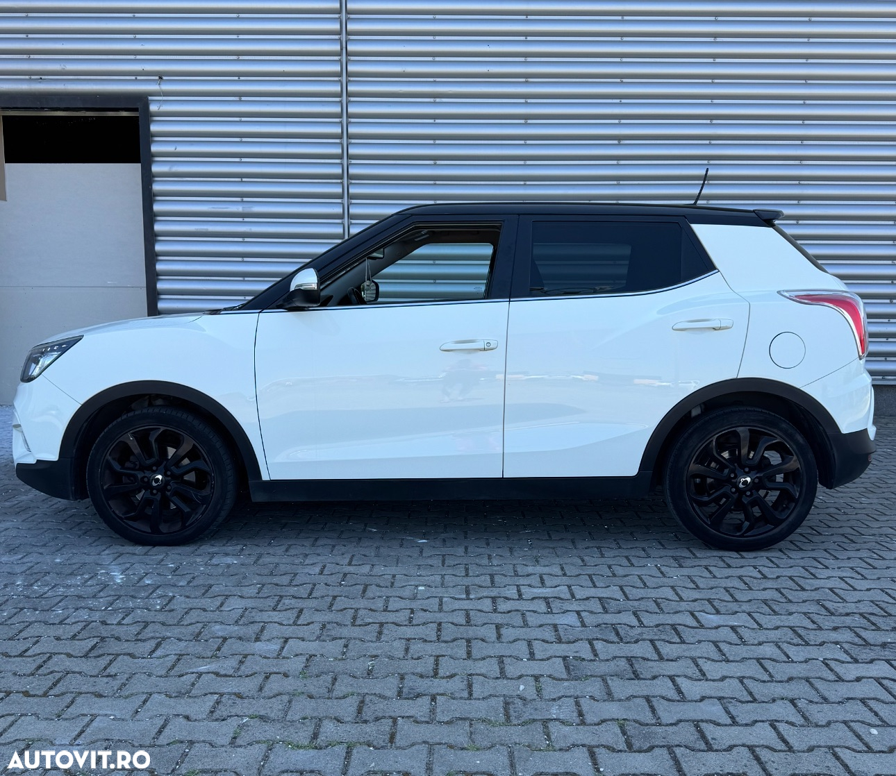 SsangYong Tivoli - 15