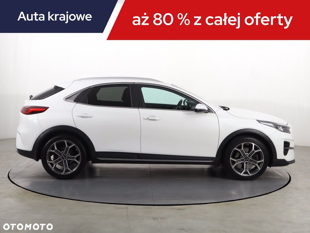 Kia XCeed - 8