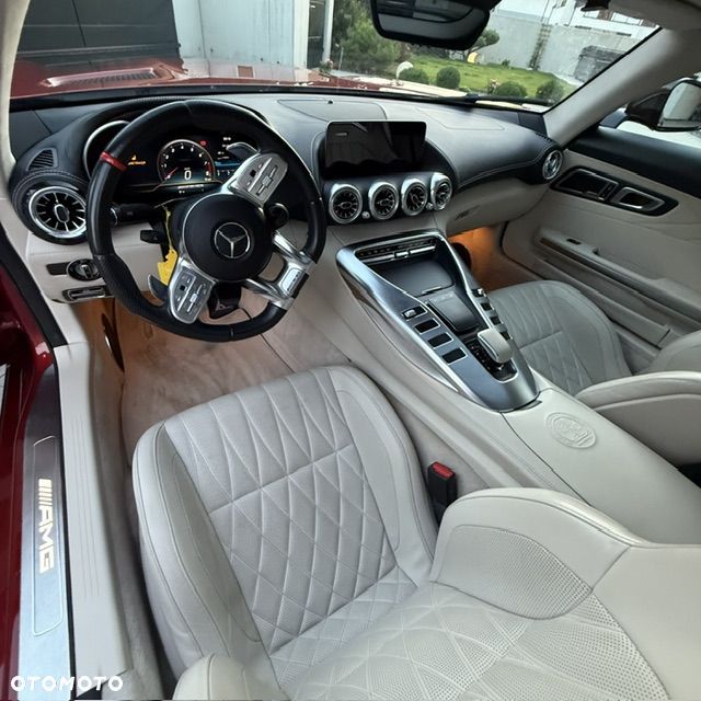 Mercedes-Benz AMG GT - 14