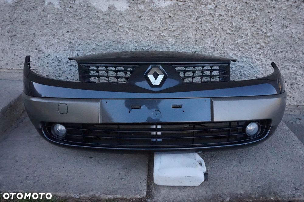 ZDERZAK PRZEDNI RENAULT SCENIC II 03/06r