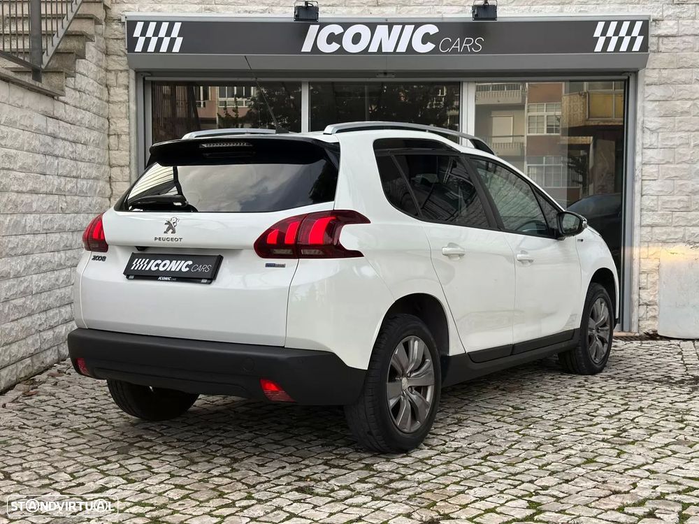 Peugeot 2008 1.2 PureTech Style - 7