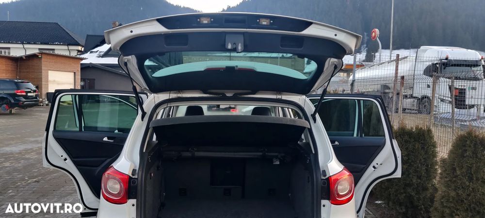 Volkswagen Tiguan - 7