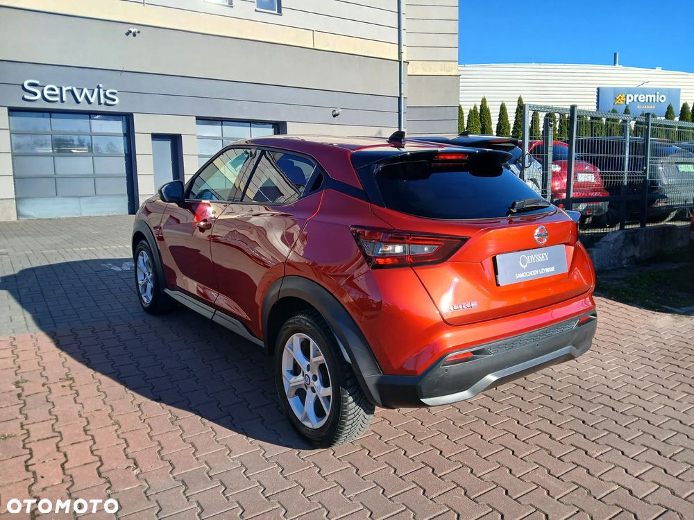 Nissan Juke 1.0 DIG-T N-Connecta DCT - 4