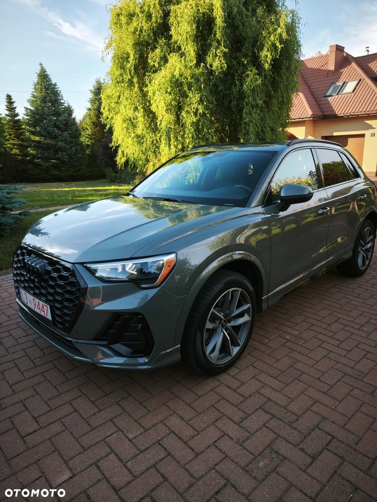 Audi Q3 - 1