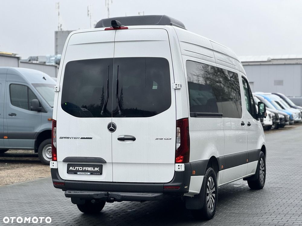 Mercedes-Benz Sprinter - 6