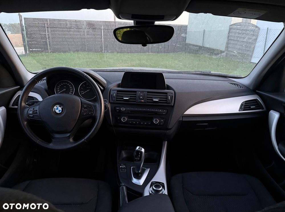 BMW Seria 1 116i - 8