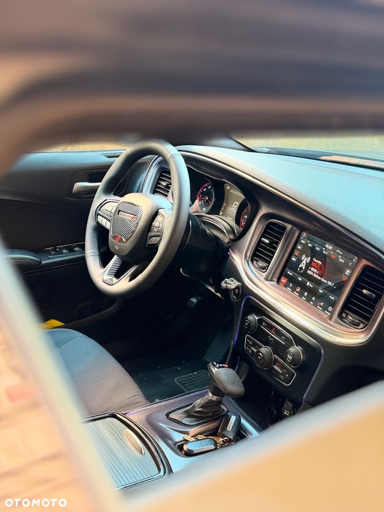 Dodge Charger - 11