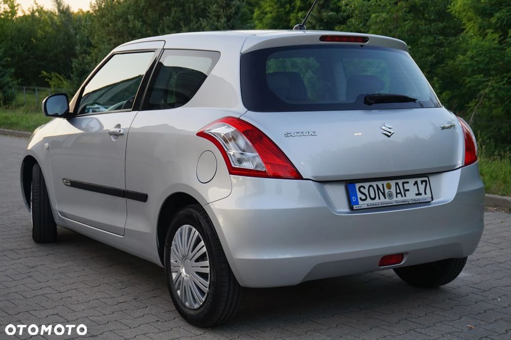 Suzuki Swift - 11
