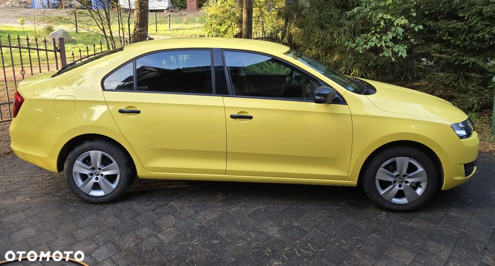Skoda RAPID 1.2 TSI Active - 4
