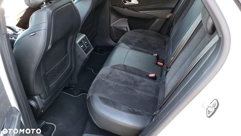 DS Automobiles DS 7 Crossback 2.0 BlueHDi Performance Line + - 12