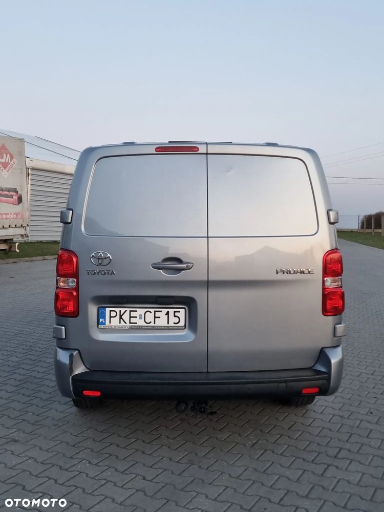 Toyota PROACE - 15