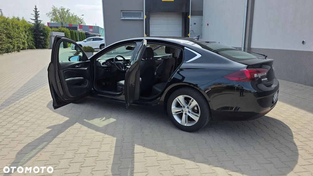 Opel Insignia 1.5 T Innovation S&S - 12