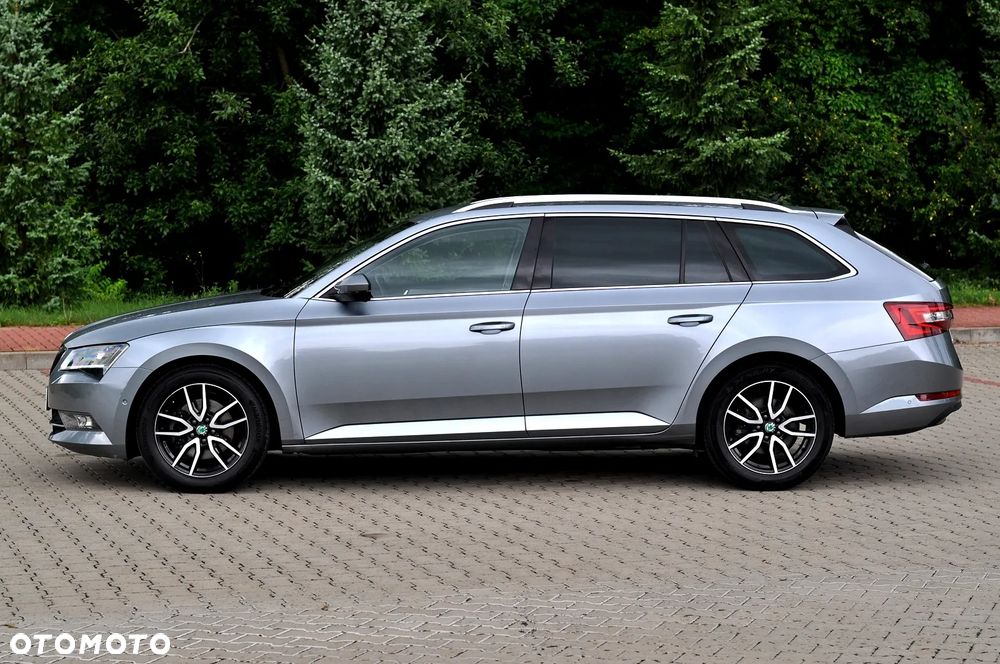 Skoda Superb 2.0 TDI DSG Premium Edition - 8