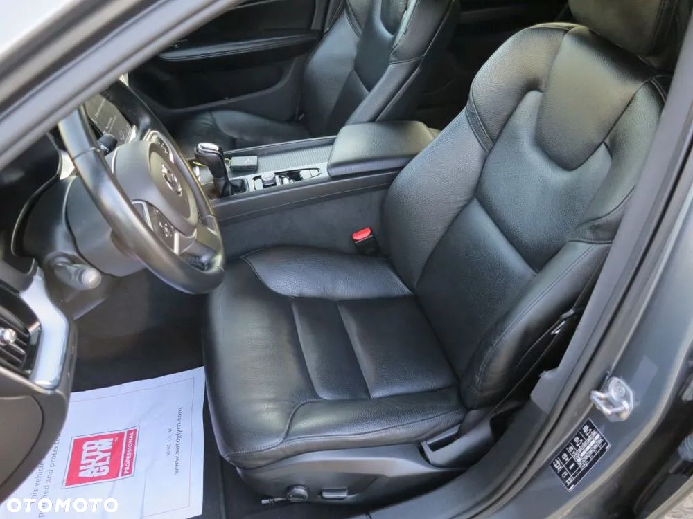 Volvo V60 D3 Momentum - 12