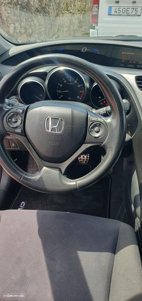 Honda Civic 1.8i-VTEC Sport - 23