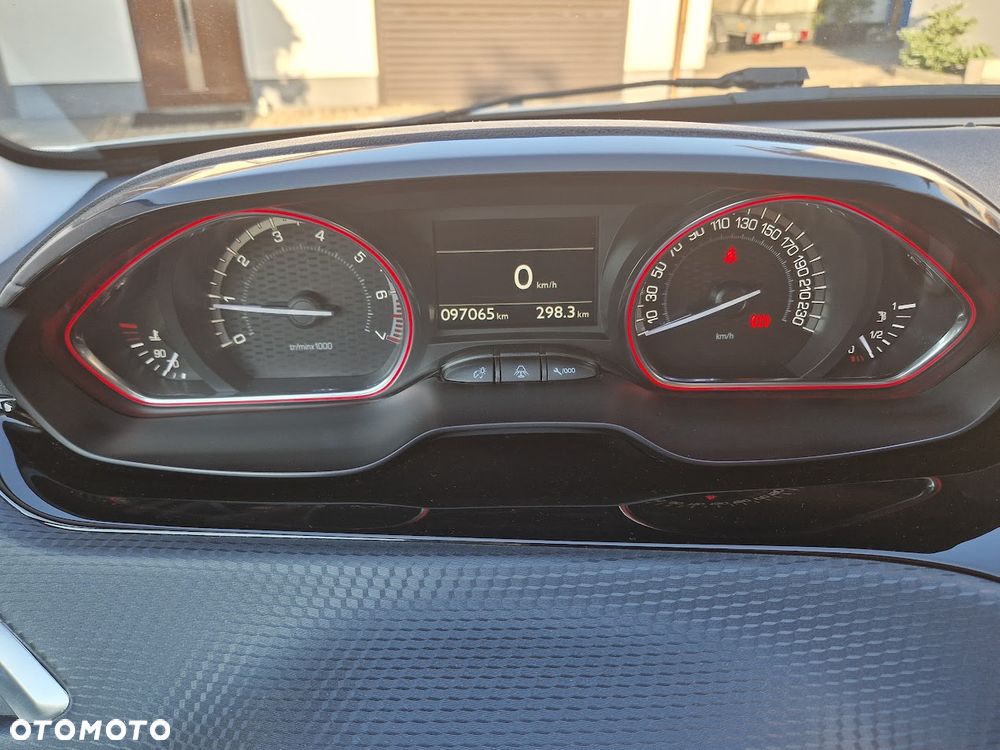 Peugeot 2008 PureTech 130 Stop&Start GT-Line Edition - 10
