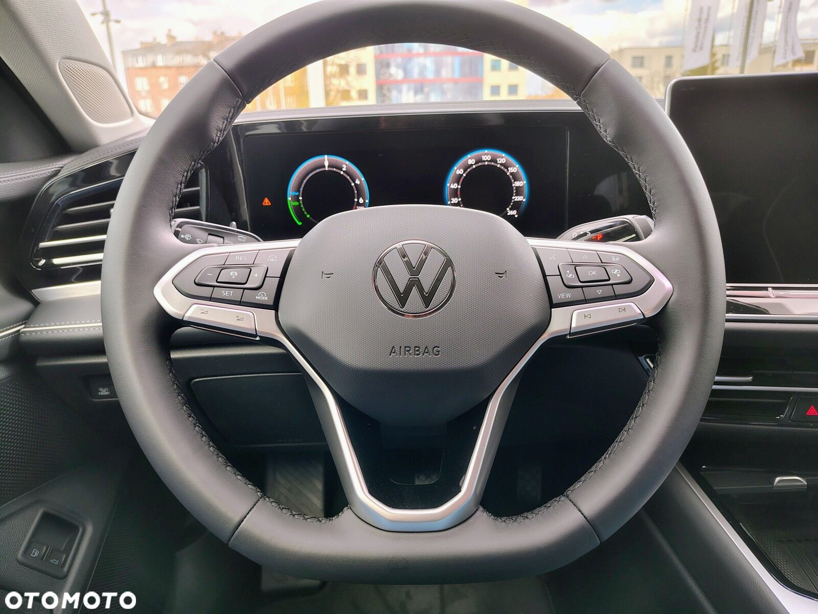 Volkswagen Passat - 14