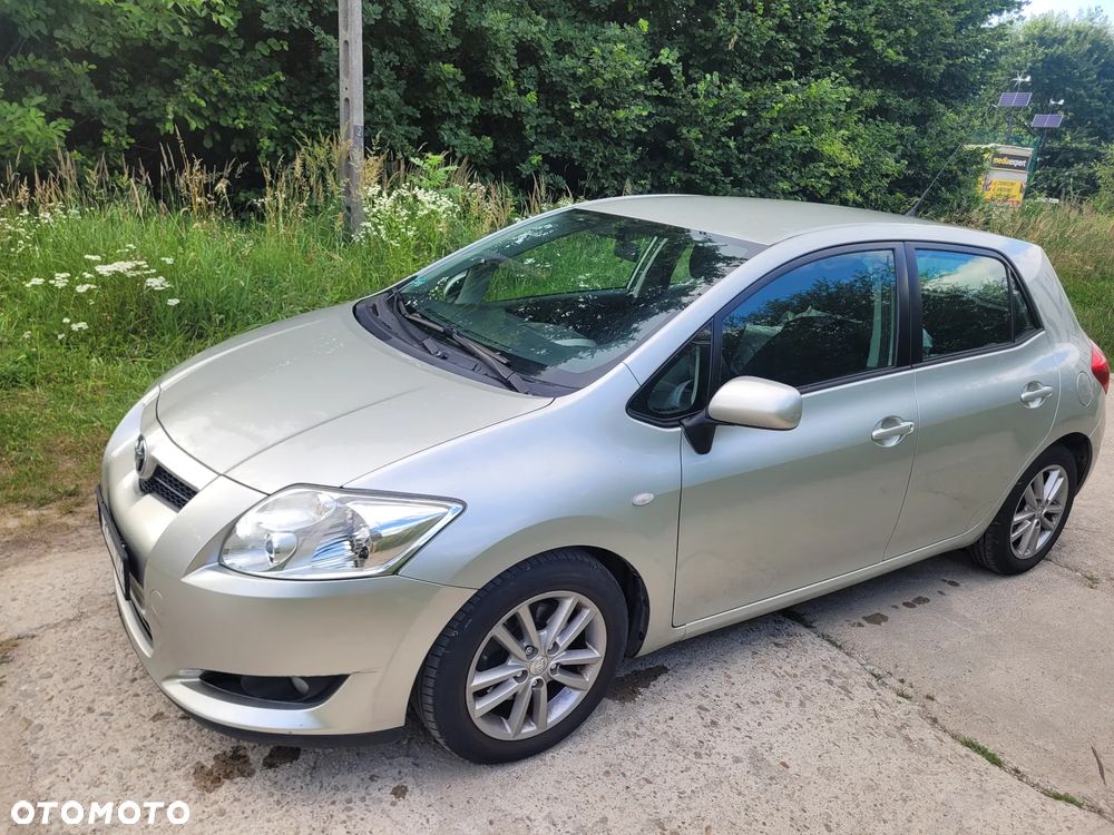 Toyota Auris 2.0 D-4D Sol - 9