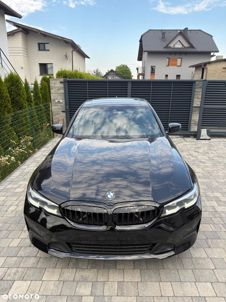 BMW Seria 3 330i xDrive Sport Line - 8