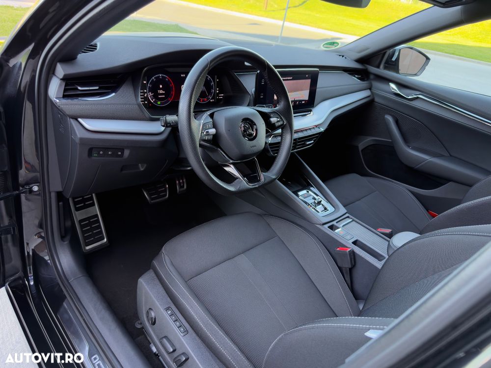 Skoda Octavia 2.0 TDI DSG Sportline - 17