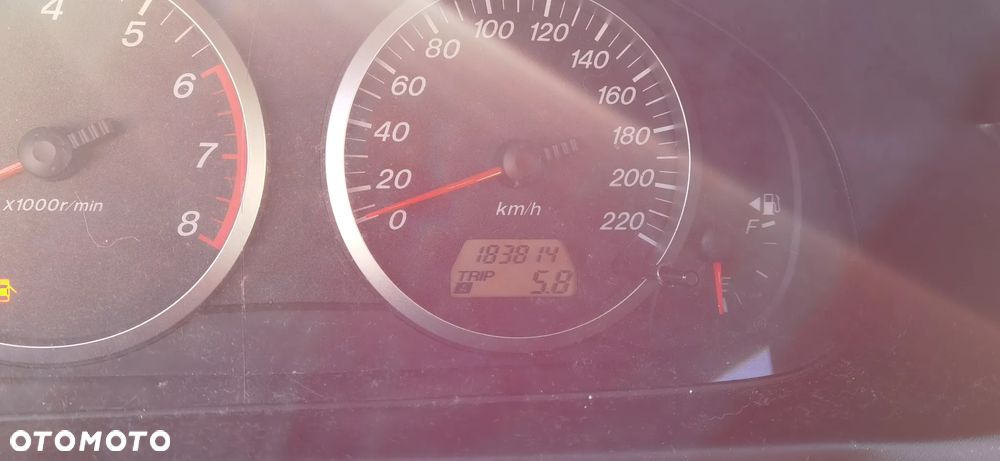 Mazda 2 1.4 Core + - 6