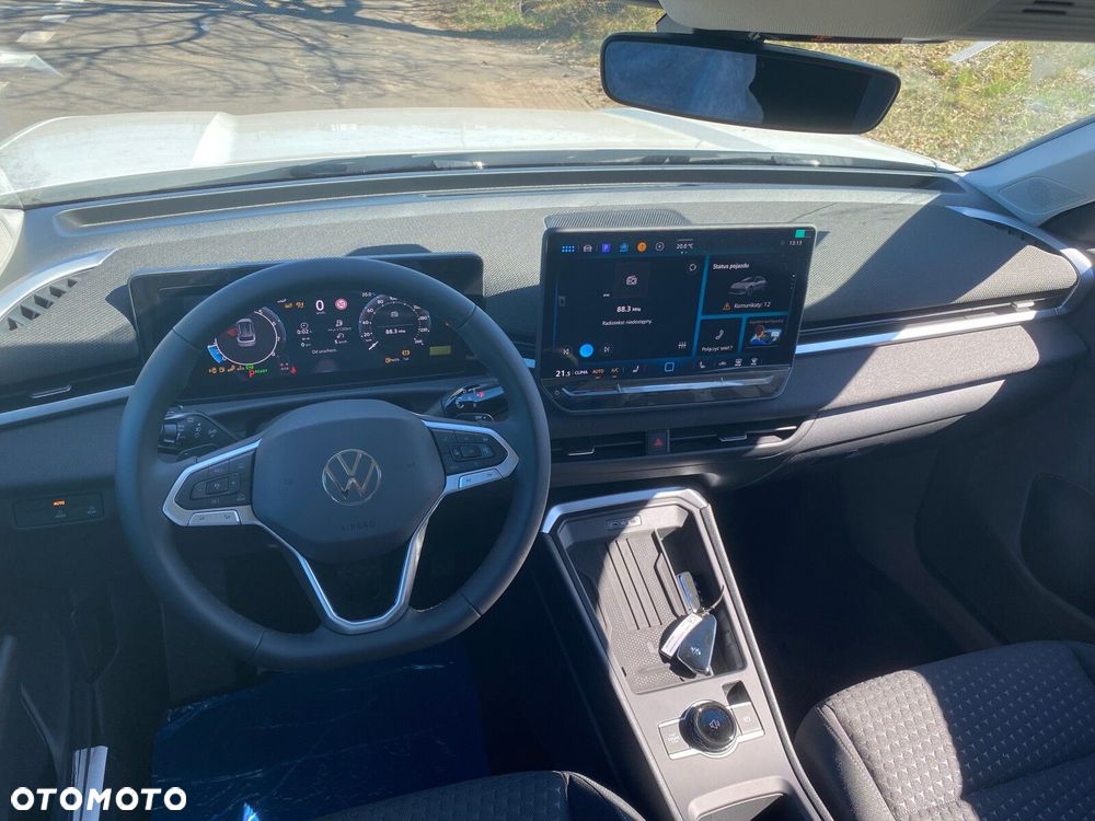 Volkswagen T-Roc 1.5 eTSI Life DSG - 11