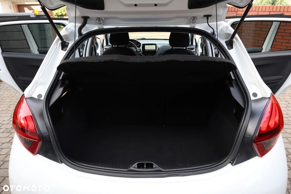 Peugeot 208 1.2 PureTech Allure S&S - 15
