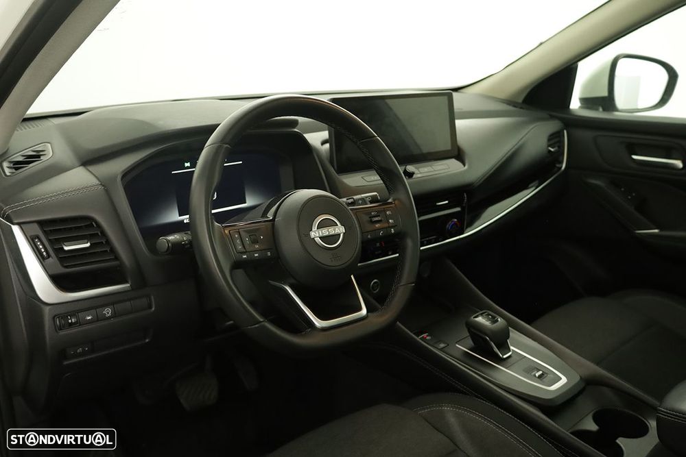Nissan Qashqai 1.3 DIG-T N-Connecta LED Xtronic - 6
