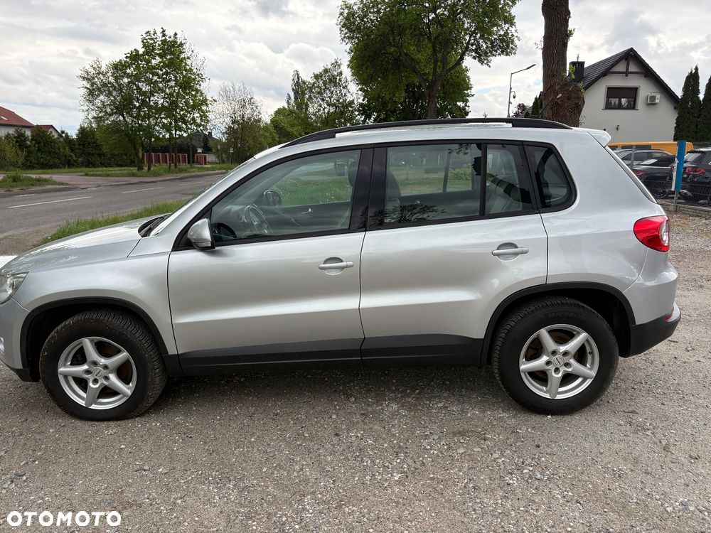 Volkswagen Tiguan - 10