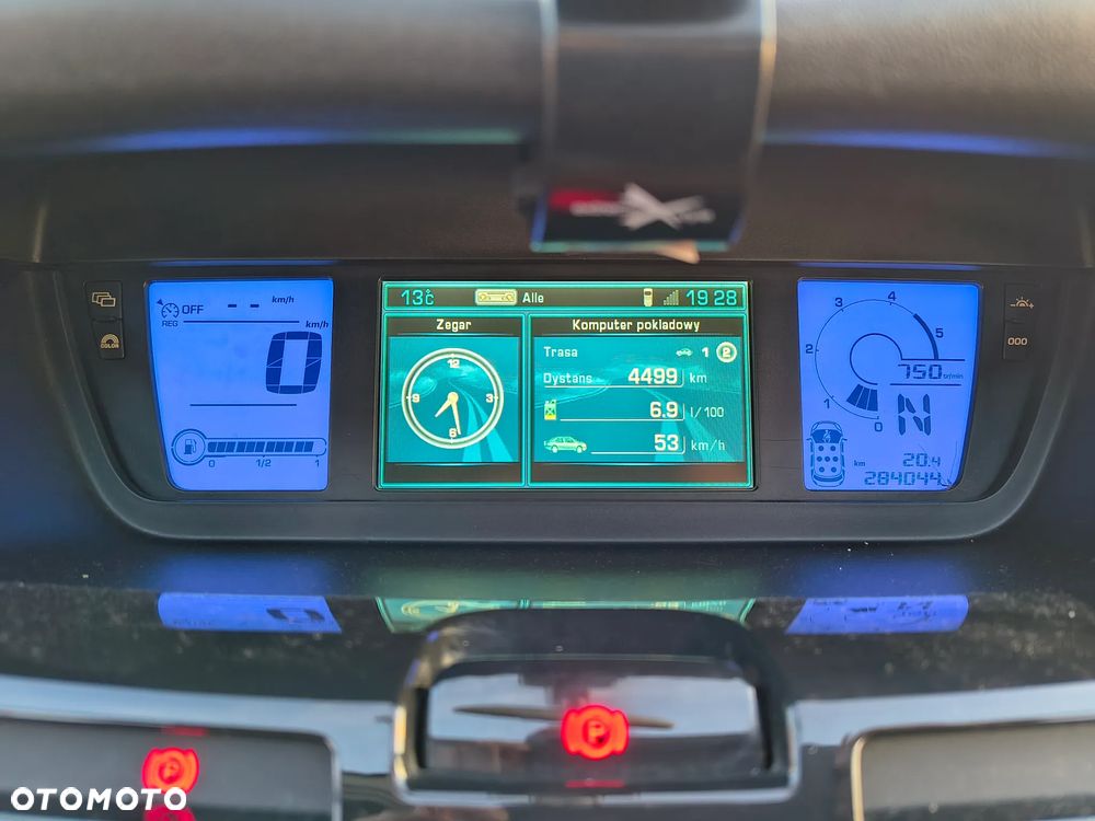 Citroën C4 Grand Picasso 2.0 HDi FAP Exclusive - 23