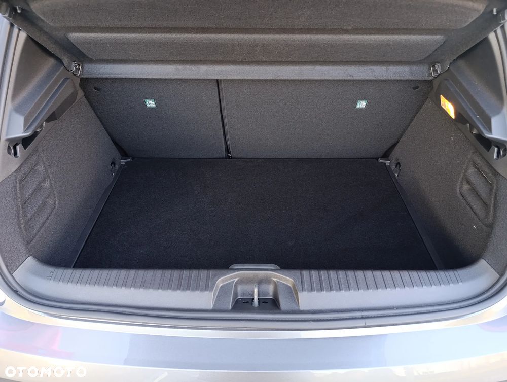 Mitsubishi Colt 1.0T Invite Style Cold - 16