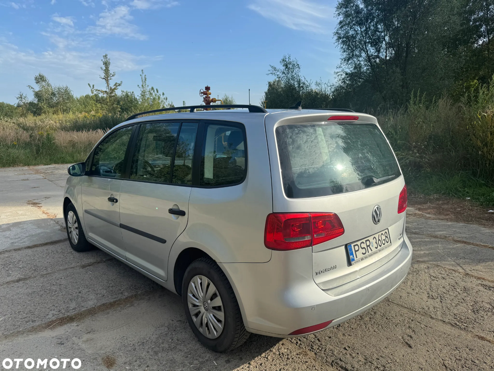 Volkswagen Touran 1.6 TDI DPF Highline - 2