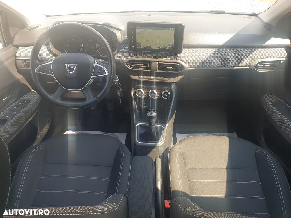 Dacia Logan TCe 90 MT6 Prestige - 15