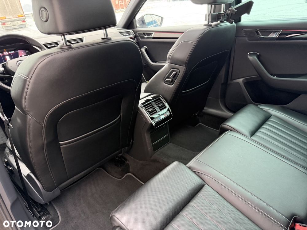 Skoda Superb 2.0 TDI SCR 4x4 L&K DSG - 34