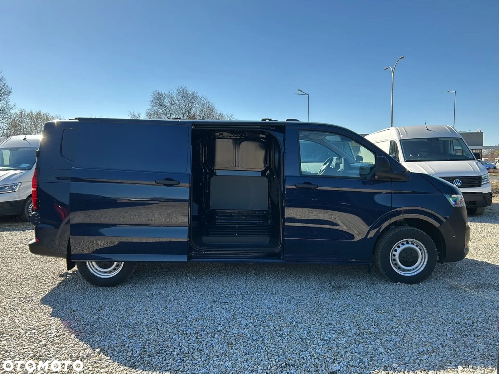 Volkswagen Transporter T7 Furgon (L2) AUTOMAT, 2.0 TDI 170KM, r.o. 3500 mm - 9