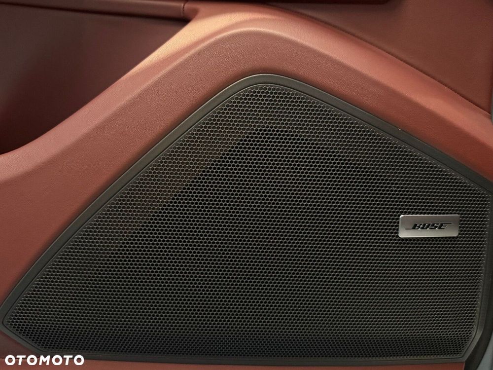 Porsche Cayenne - 18