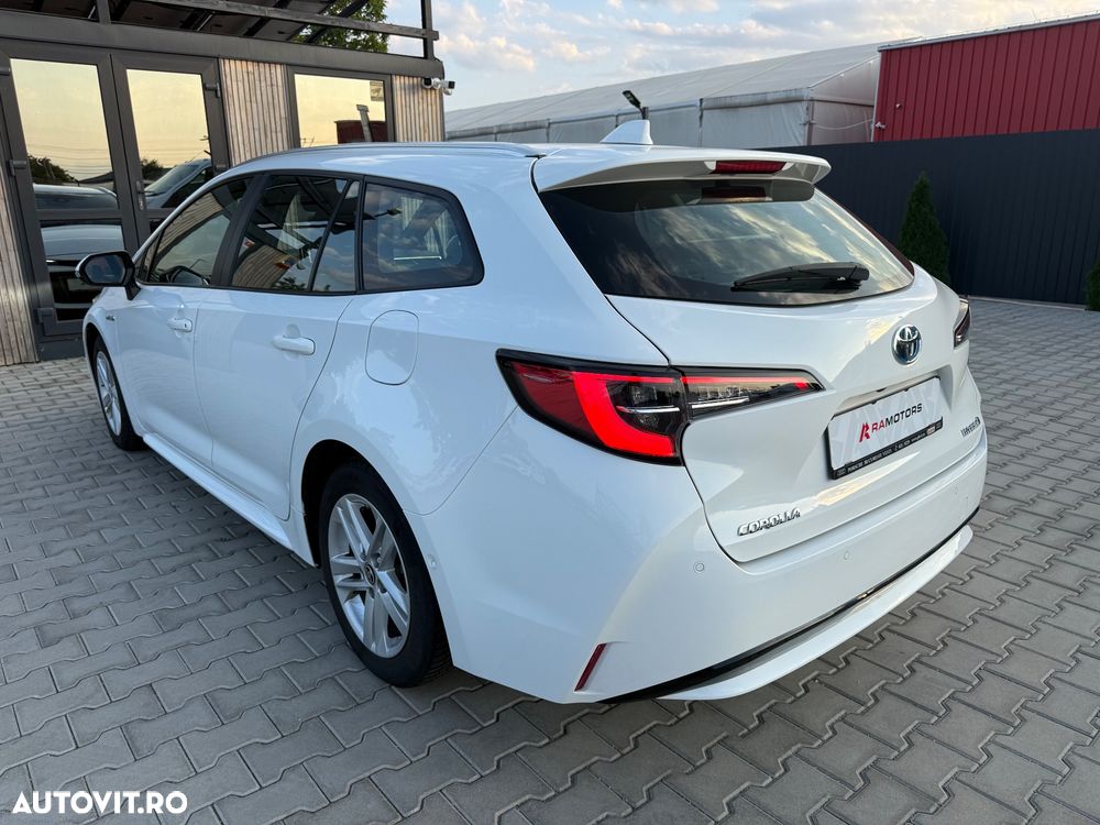 Toyota Corolla 1.8 HSD Exclusive interior Negru - 8