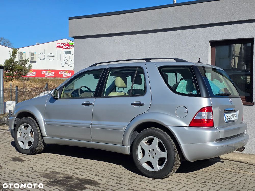 Mercedes-Benz ML 500 - 4