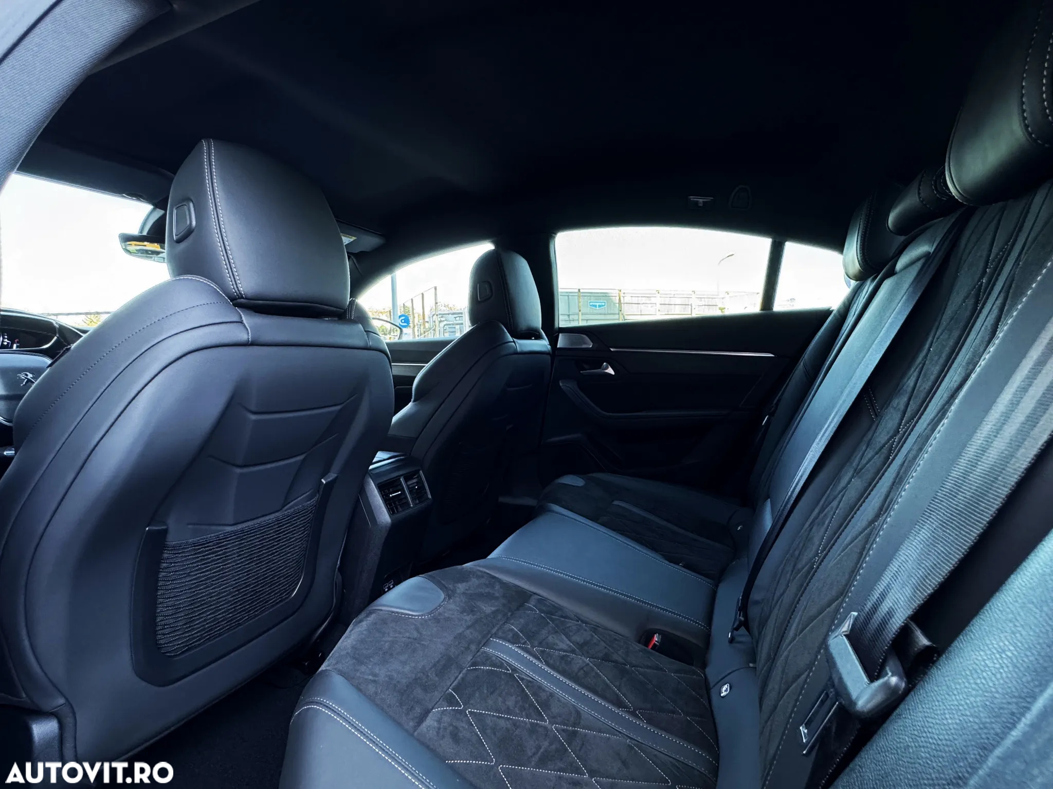 Peugeot 508 1.6 THP STT GT - 11