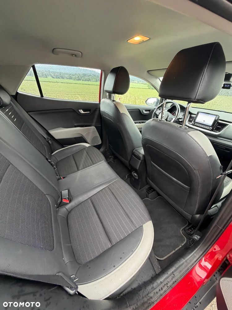Kia Stonic 1.0 T-GDI MHEV GT Line DCT - 27