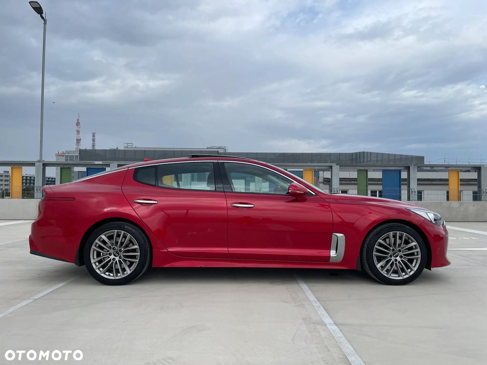 Kia Stinger 2.0 T-GDI XL - 12