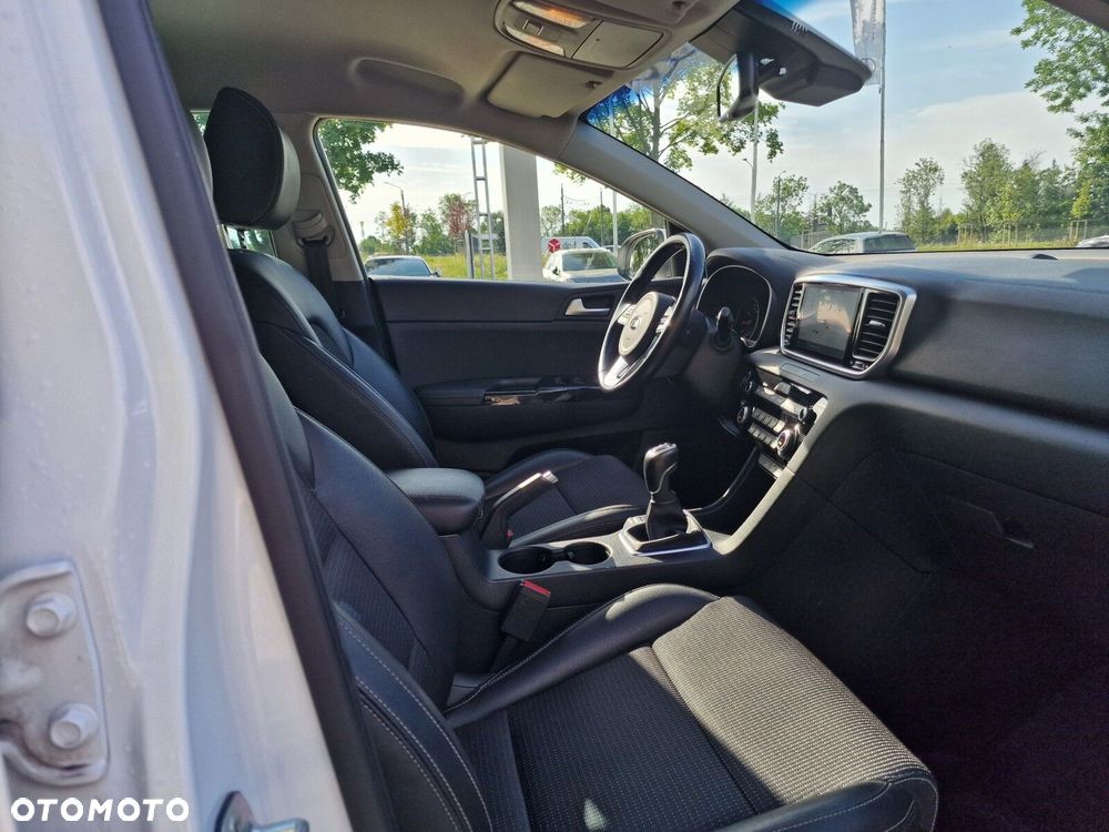 Kia Sportage 1.6 T-GDI Black Edition 2WD - 16