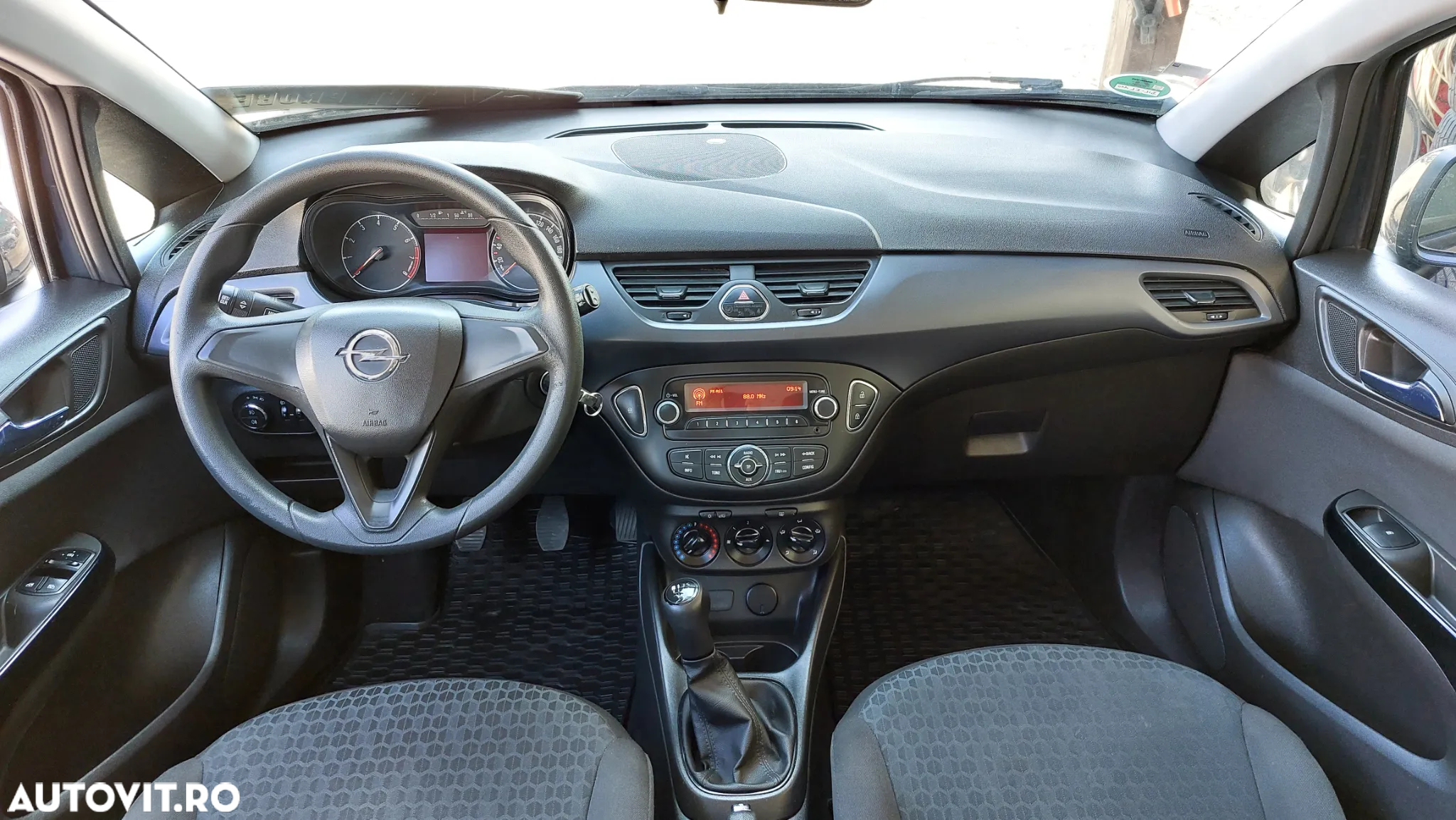 Opel Corsa 1.4 Selection - 11
