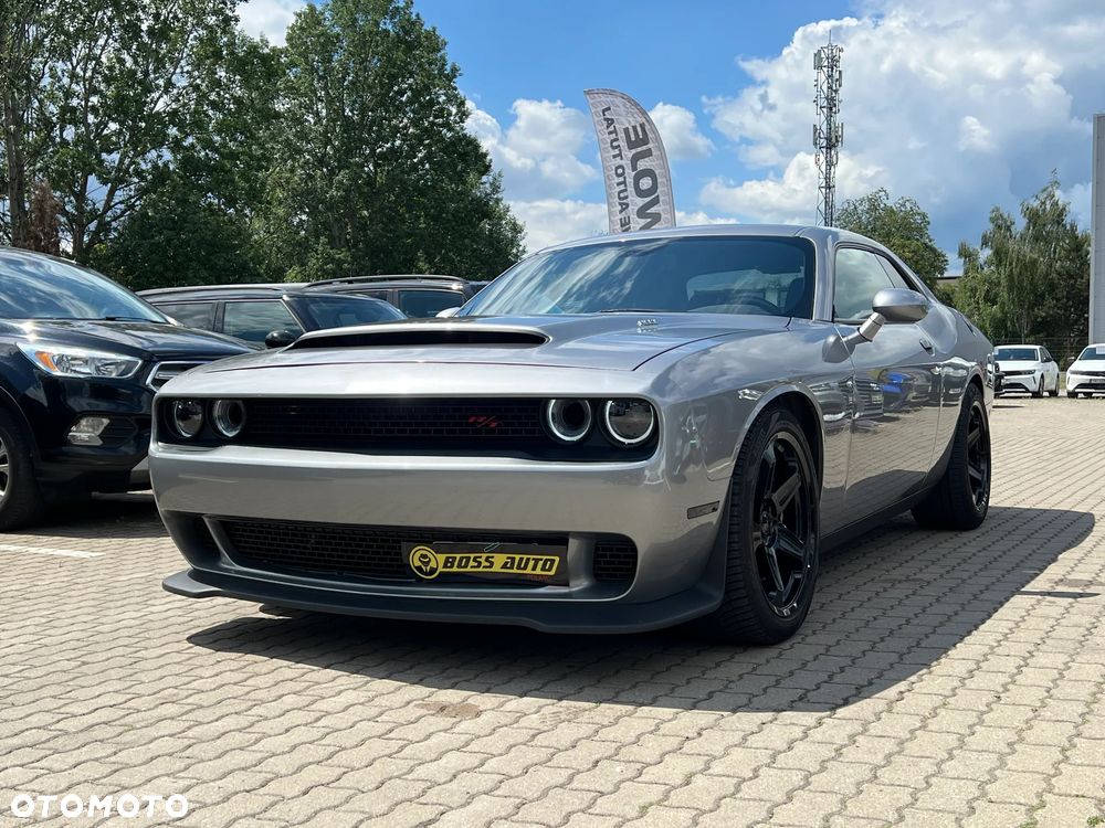 Dodge Challenger - 5