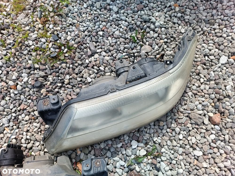 RENAULT LAGUNA 2 II 2004R KOMPLET LAMP PRZÓD PRZENIE LEWE PRAWE EUROPA - 3
