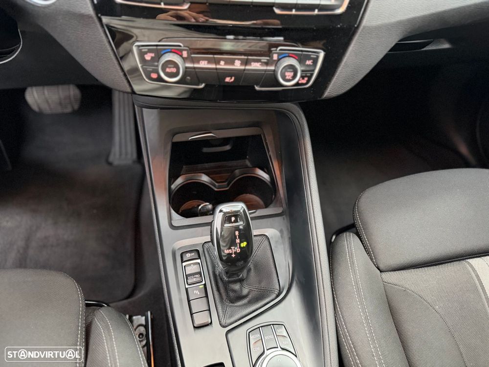 BMW X1 16 d sDrive Auto Line Sport - 15