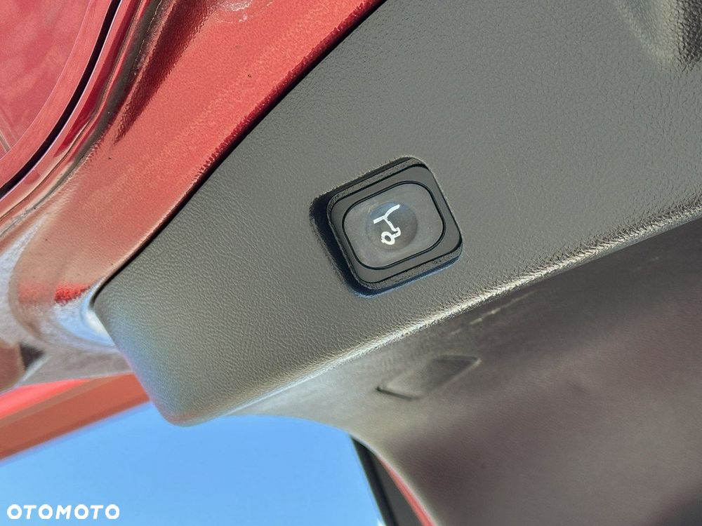 Ford Mondeo 2.0 TDCi Titanium PowerShift - 33