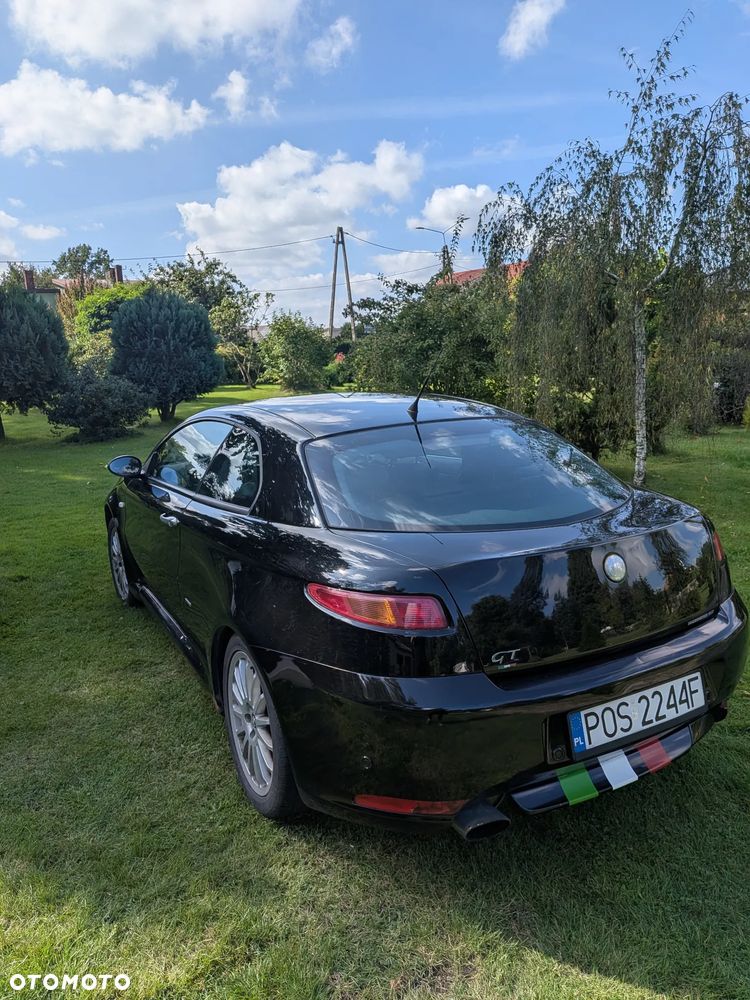 Alfa Romeo GT 1.9JTD 16V Impression - 3