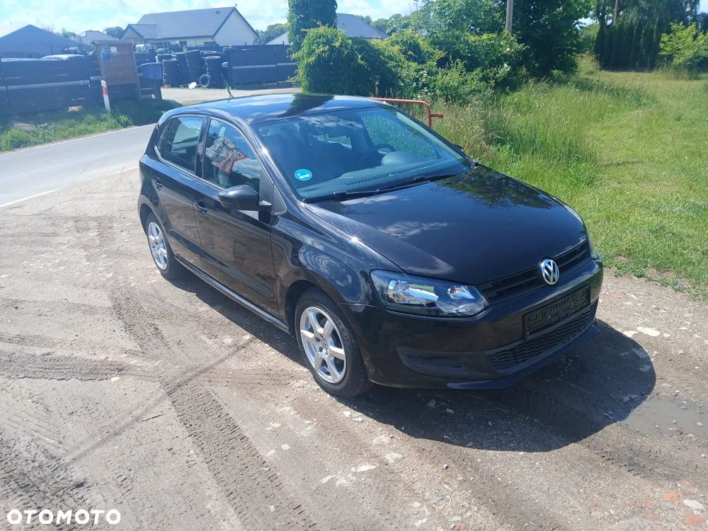 Volkswagen Polo 1.2 MATCH - 1