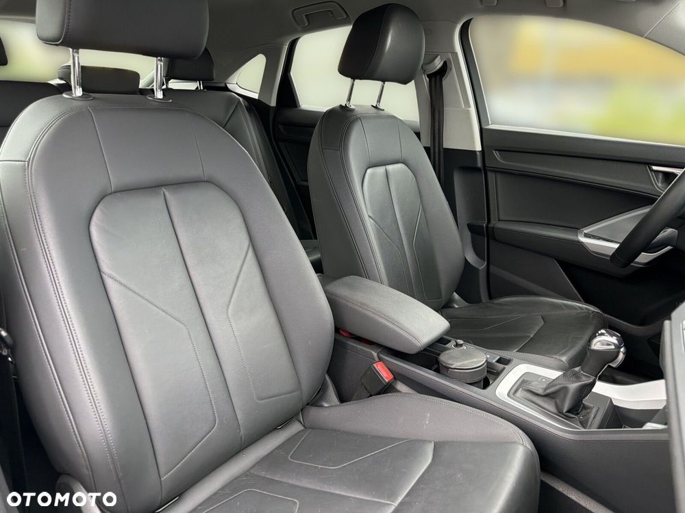 Audi Q3 Sportback - 16